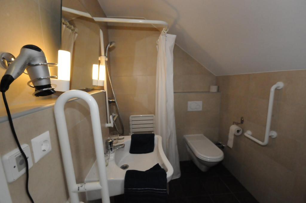 Gasthof Bacher Hotell Villach Eksteriør bilde